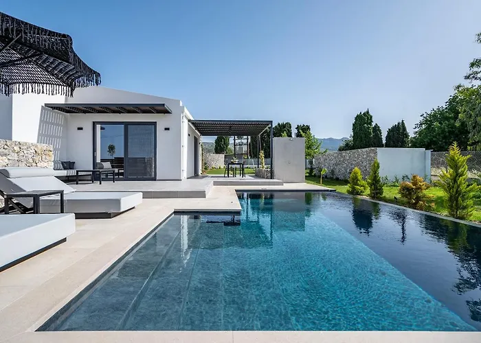 Campo Premium Stay Private Pool Villas